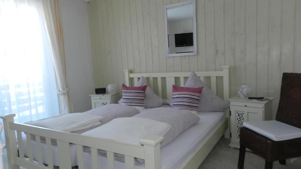 Landhaus Am Itterbach Willingen Willingen  Δωμάτιο φωτογραφία